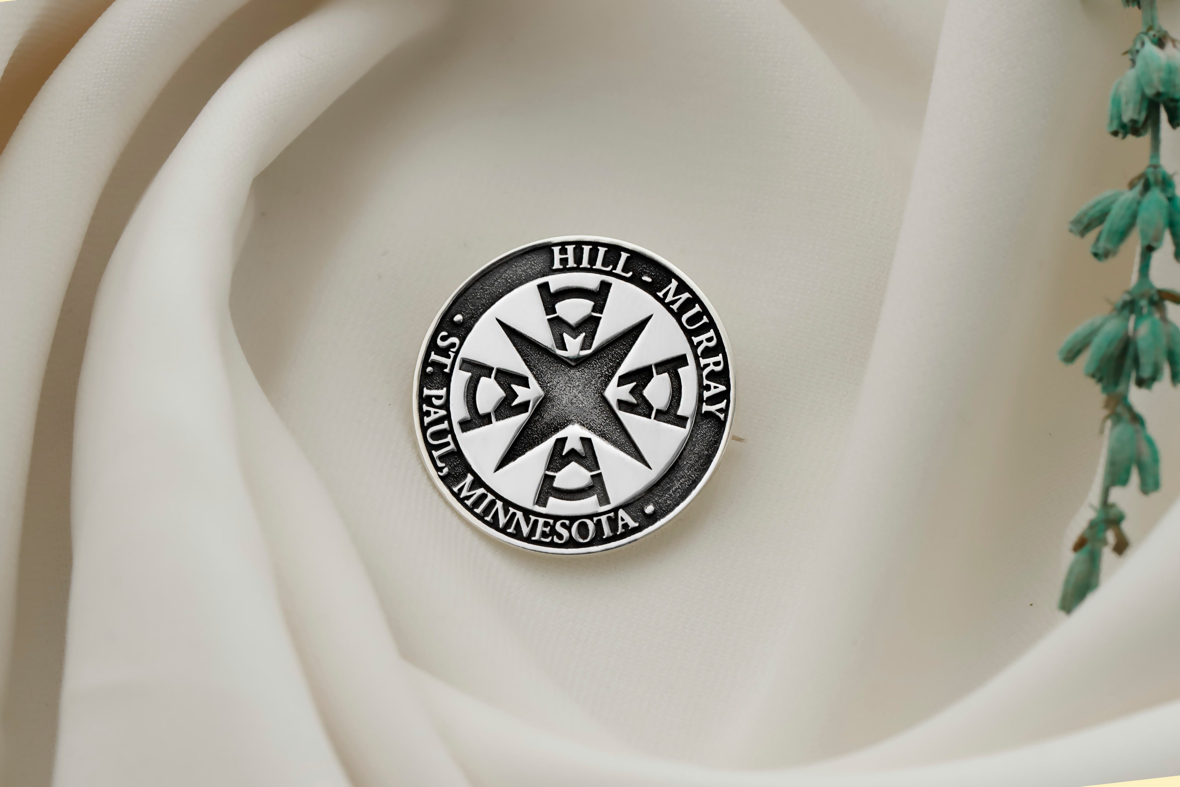 Custom Logo Brooch & Pin - Your Unique Style Statement
