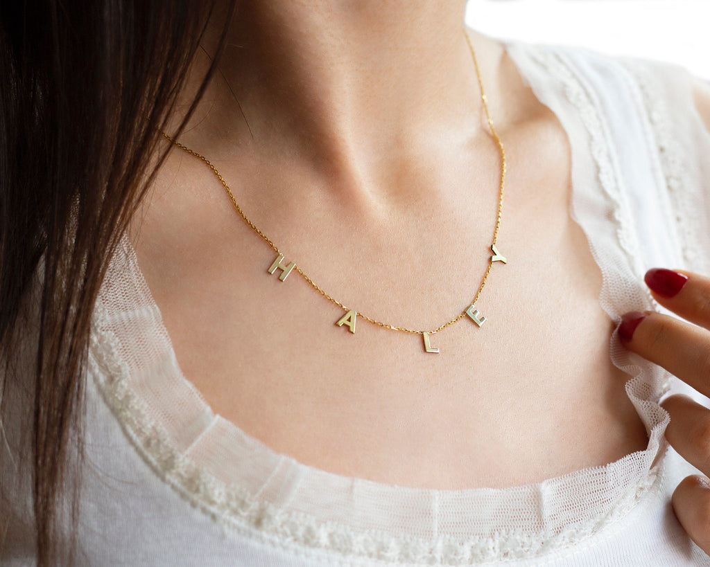 Personalized Initial Letter Necklace - Dazzling Customizable Jewelry for Unique Expression