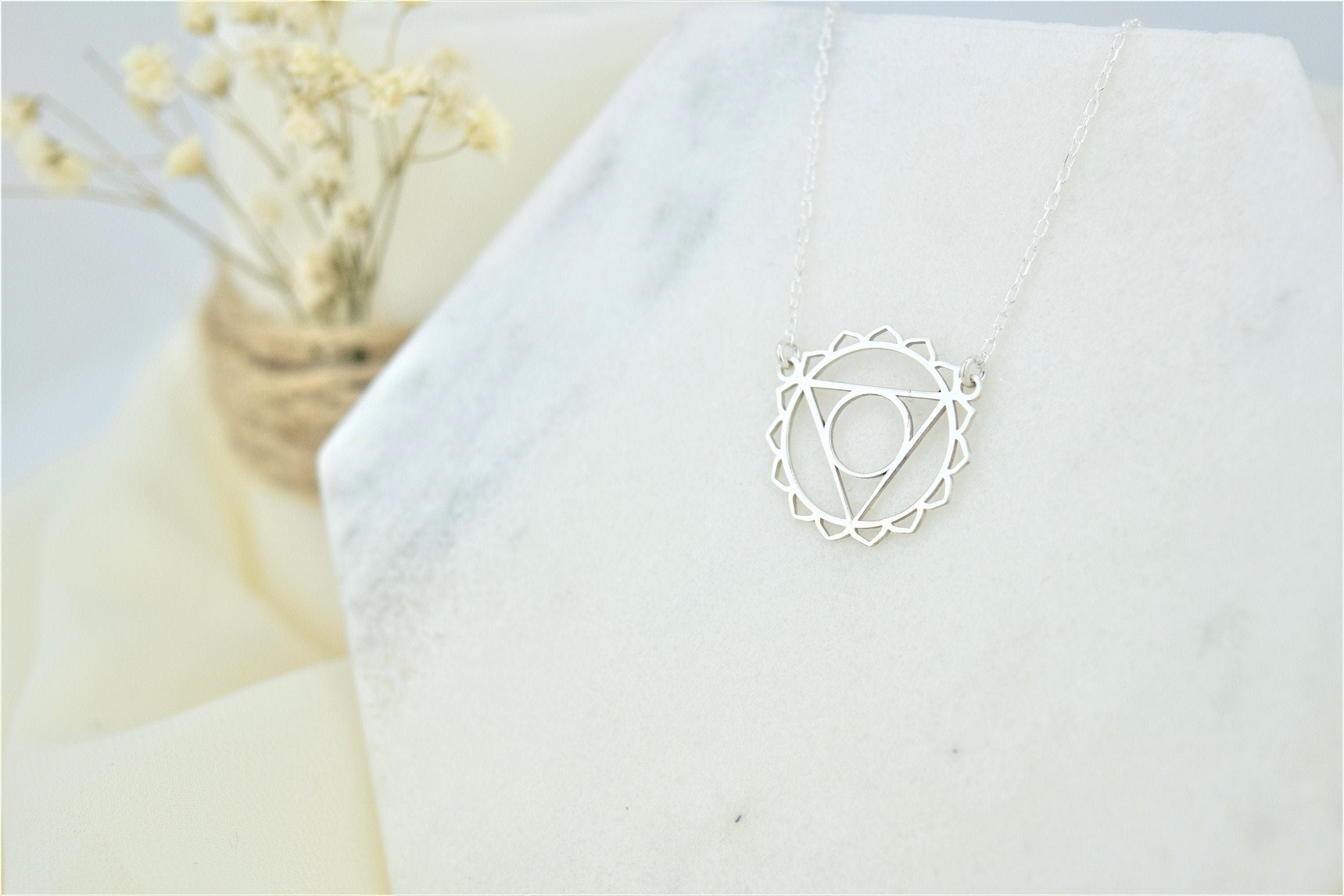 SpiritLift Throat Chakra Necklace - Elevate Your Voice & Embrace Your Truth