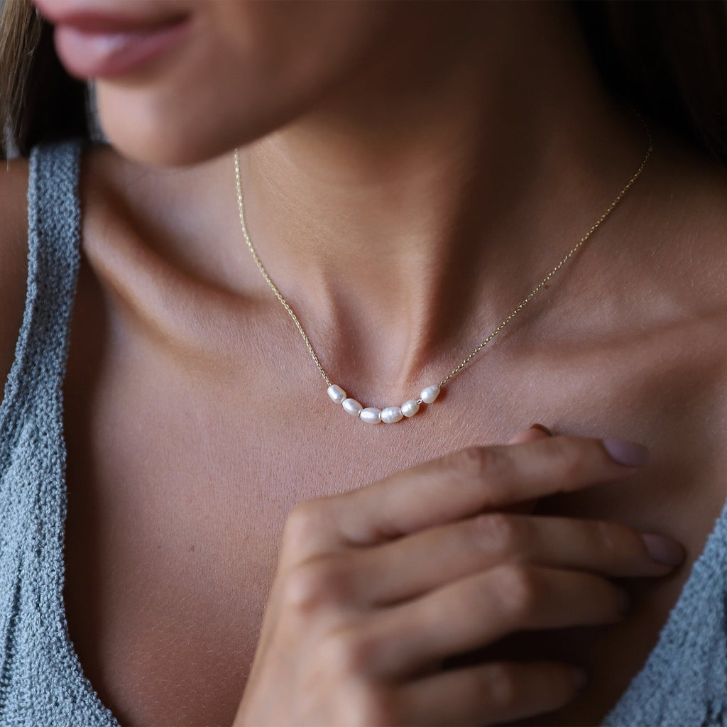 Dainty Pearl Choker Necklace | 6 Oval Freshwater Pearls | Perfect Bridesmaid & Bridal Shower Gift