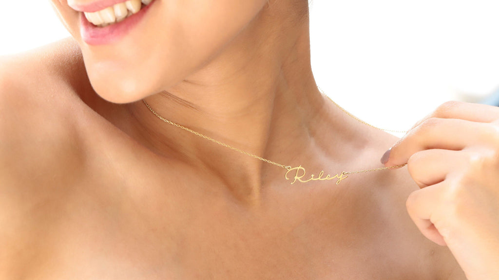 Personalized Silver Name Necklace | Customizable Jewelry for Women | Elegant Birthday Gift