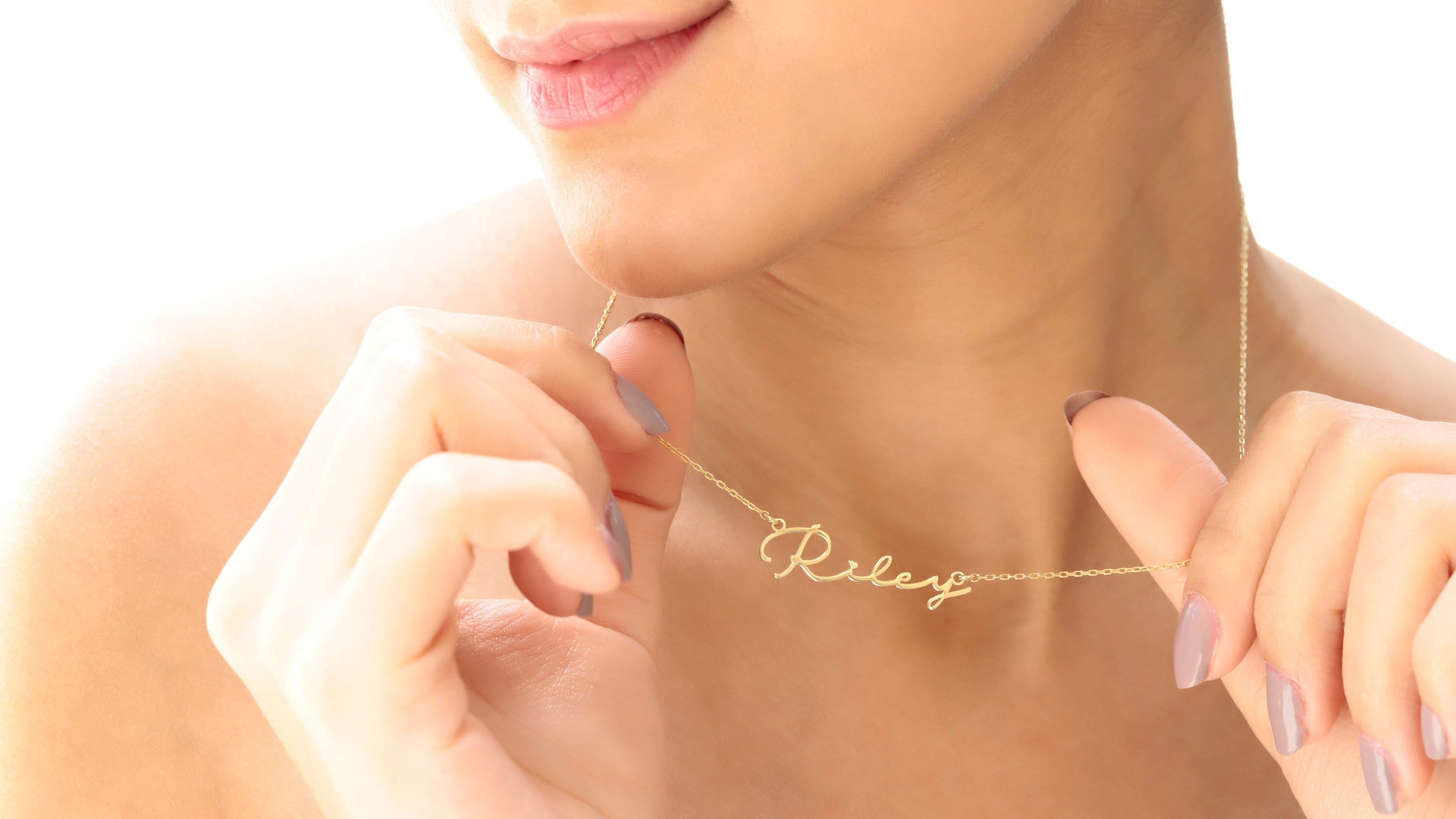 Personalized Silver Name Necklace | Customizable Jewelry for Women | Elegant Birthday Gift