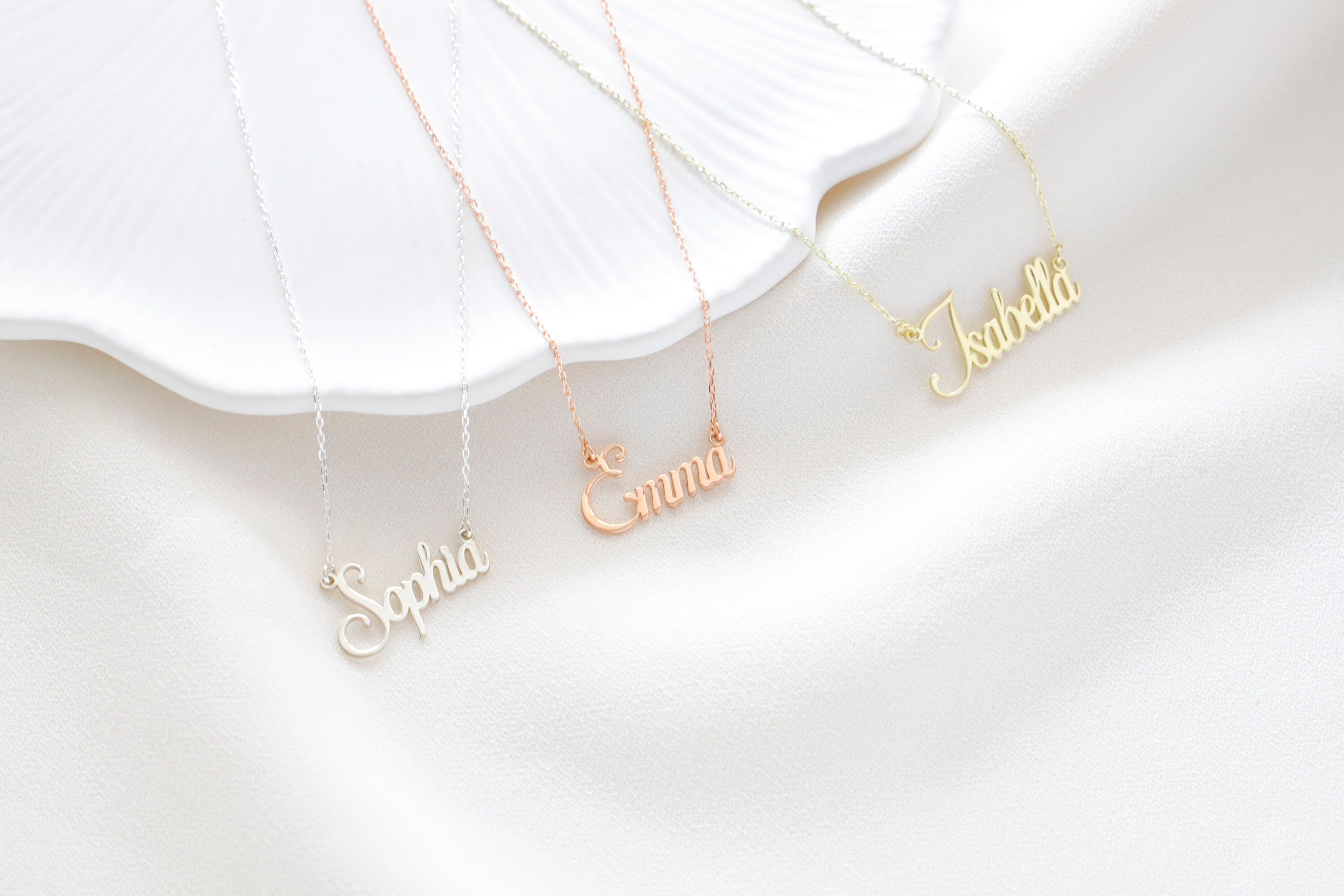 Gold Signature Name Necklace - Personalized Cursive Design