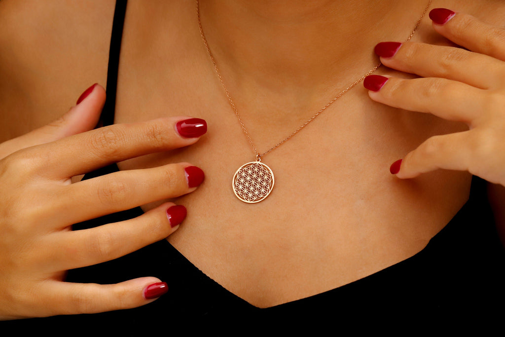 Life Harmony Flower of Life Pendant Necklace - Radiate Positive Energy and Connection
