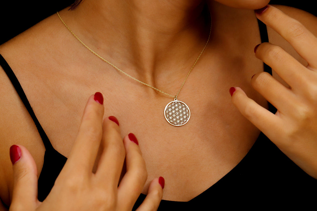 Life Harmony Flower of Life Pendant Necklace - Radiate Positive Energy and Connection