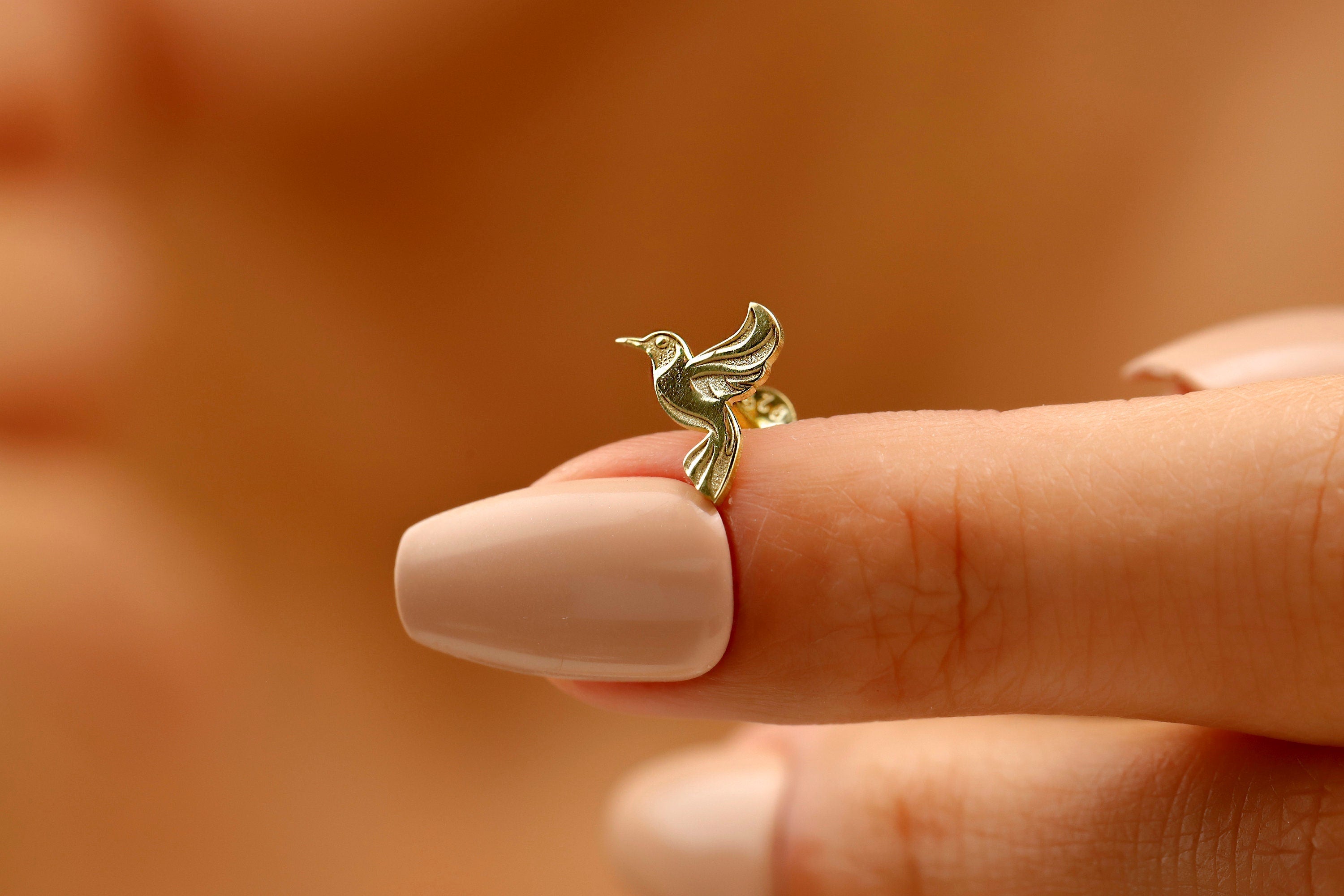 Hummingbird Earrings - Elegant Golden Bird Jewelry, Symbol of Love & Beauty, Perfect Gift for Animal Lovers in Gold, Silver & Rose