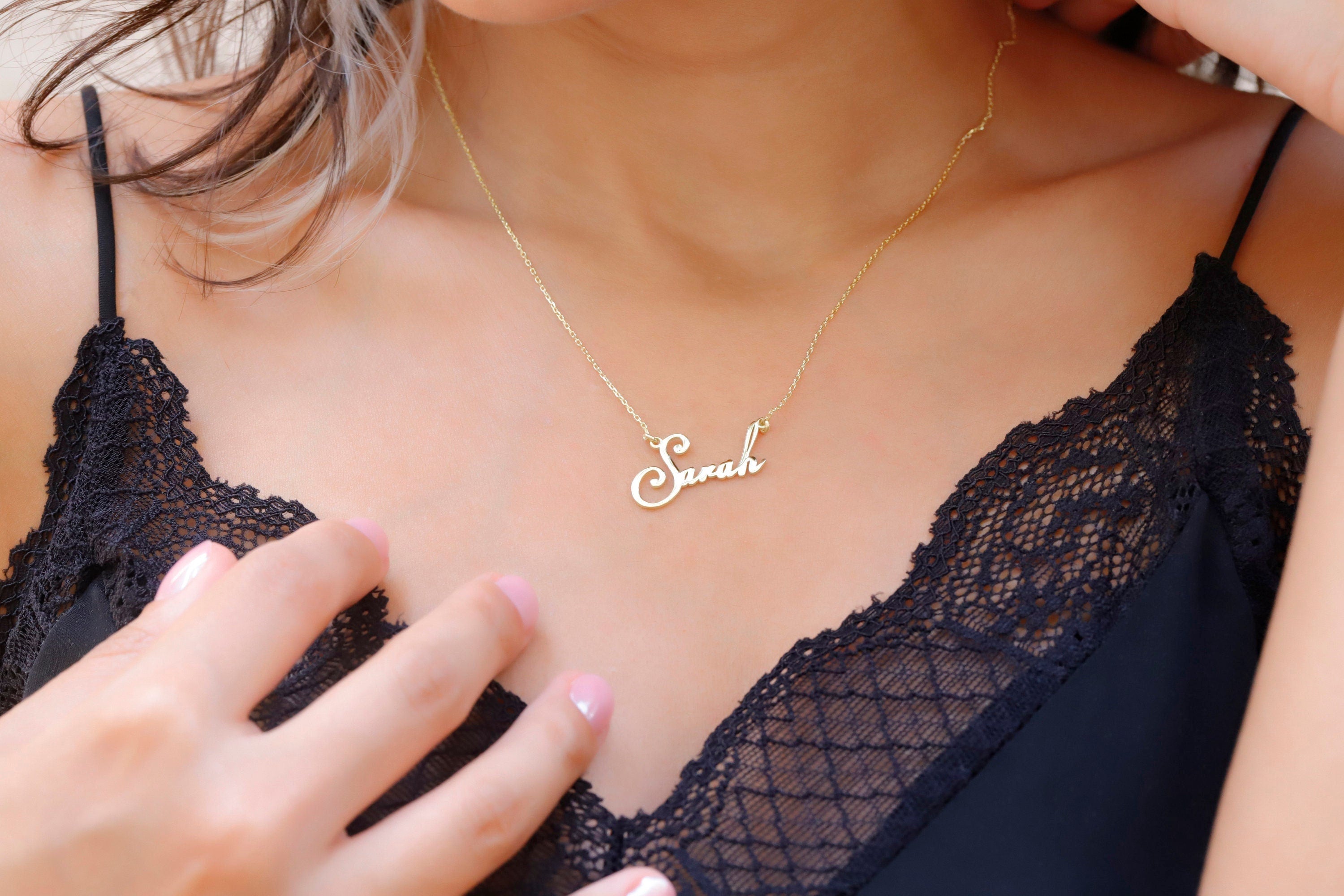 Gold Name Necklace - Customizable Jewelry for a Personal Touch