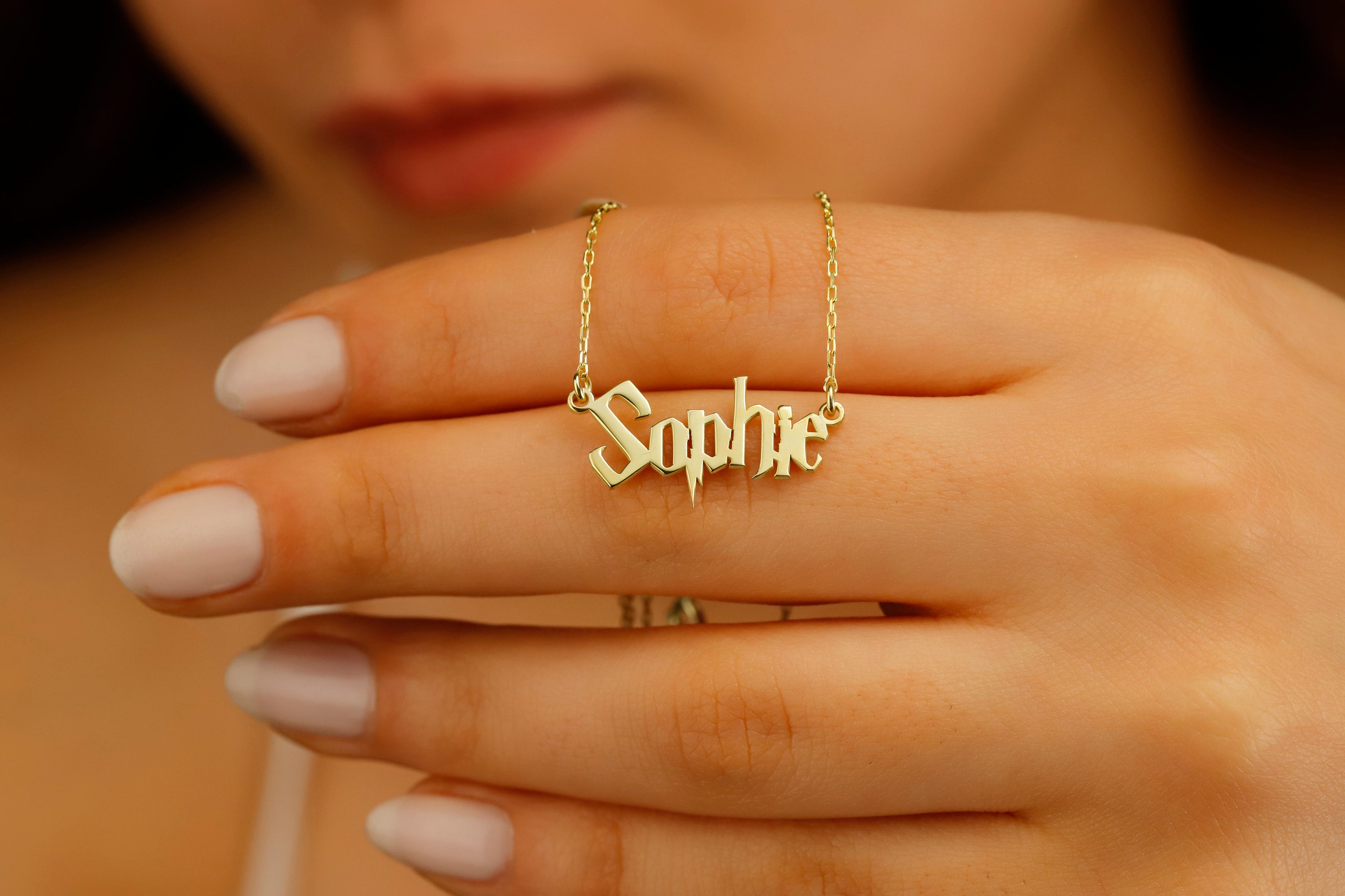 Sparkle & Shine Personalized Kids Name Necklace - A Unique, Customizable Gift for Your Little Star
