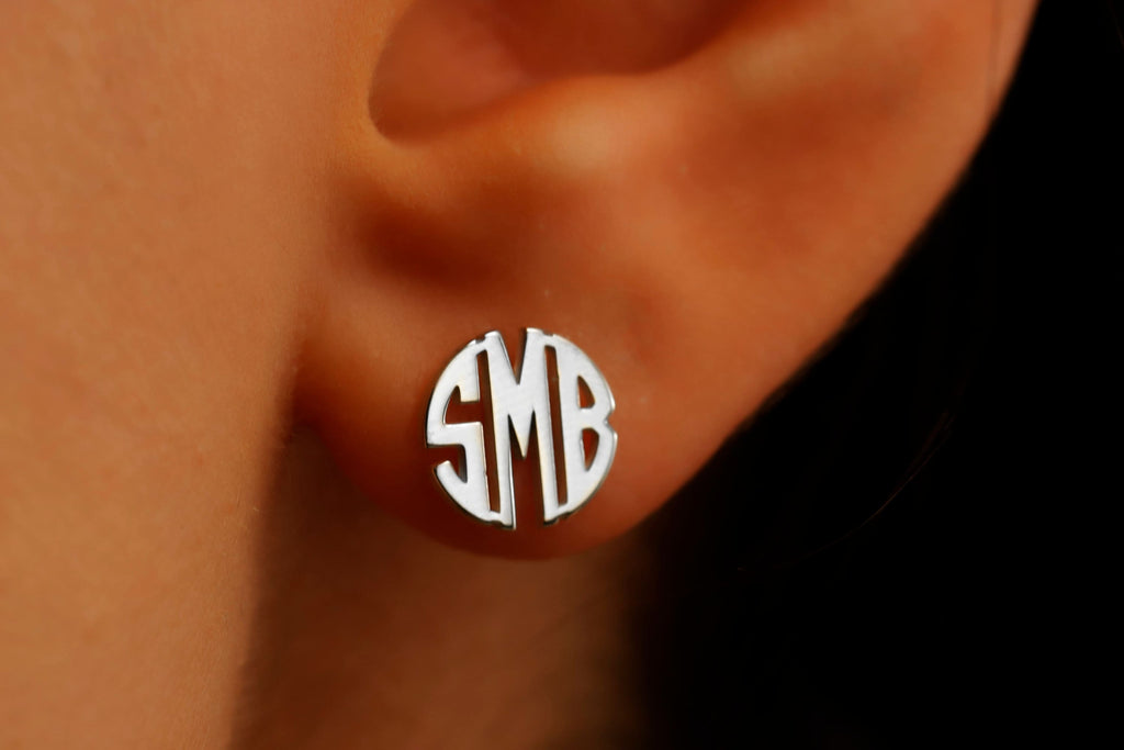 14K Gold Monogram Stud Earrings - Personalized Elegance for Every Occasion