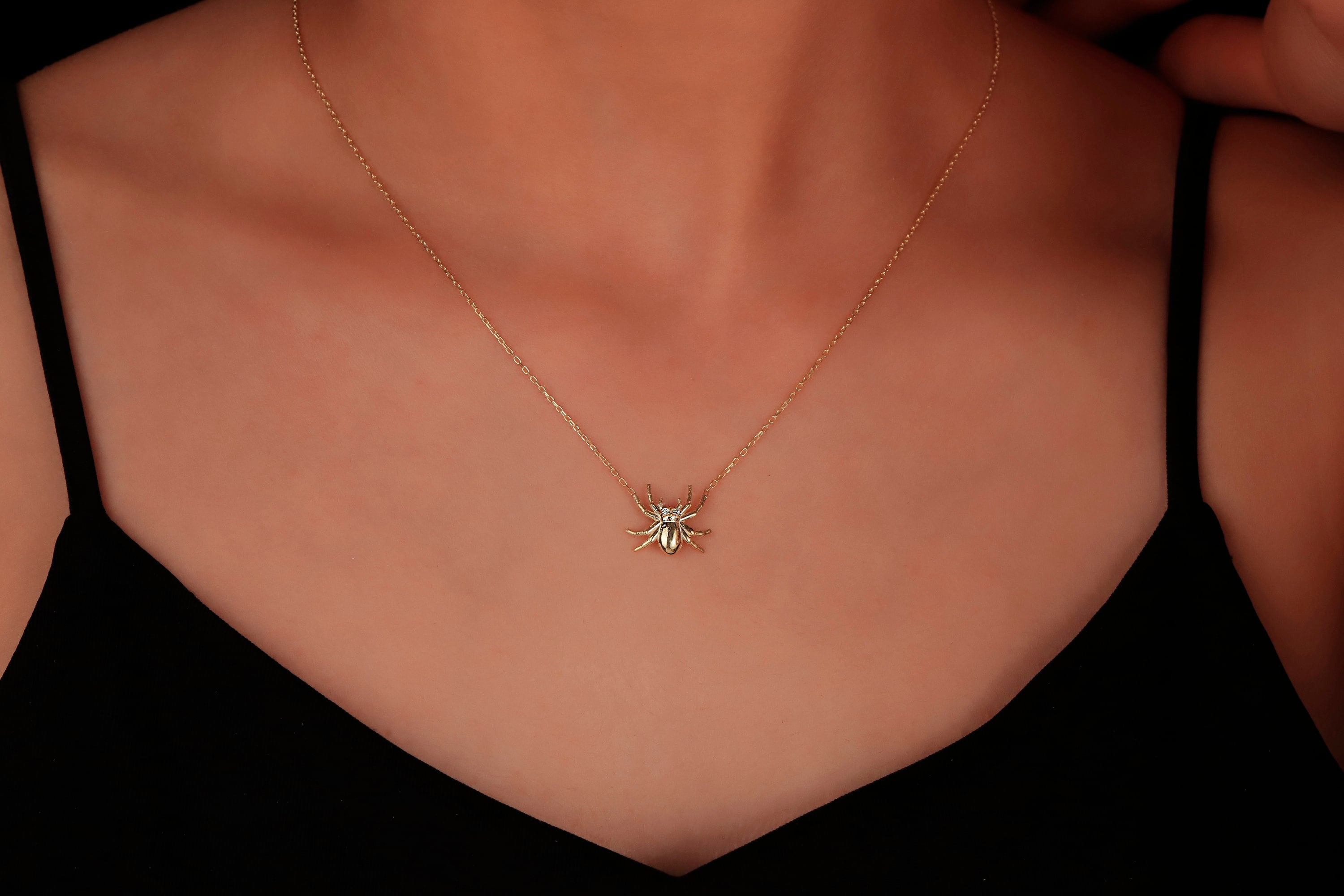 Gothic Realistic 3D Spider Necklace - Dainty 925 Sterling Silver Bug Jewelry for a Unique Statement