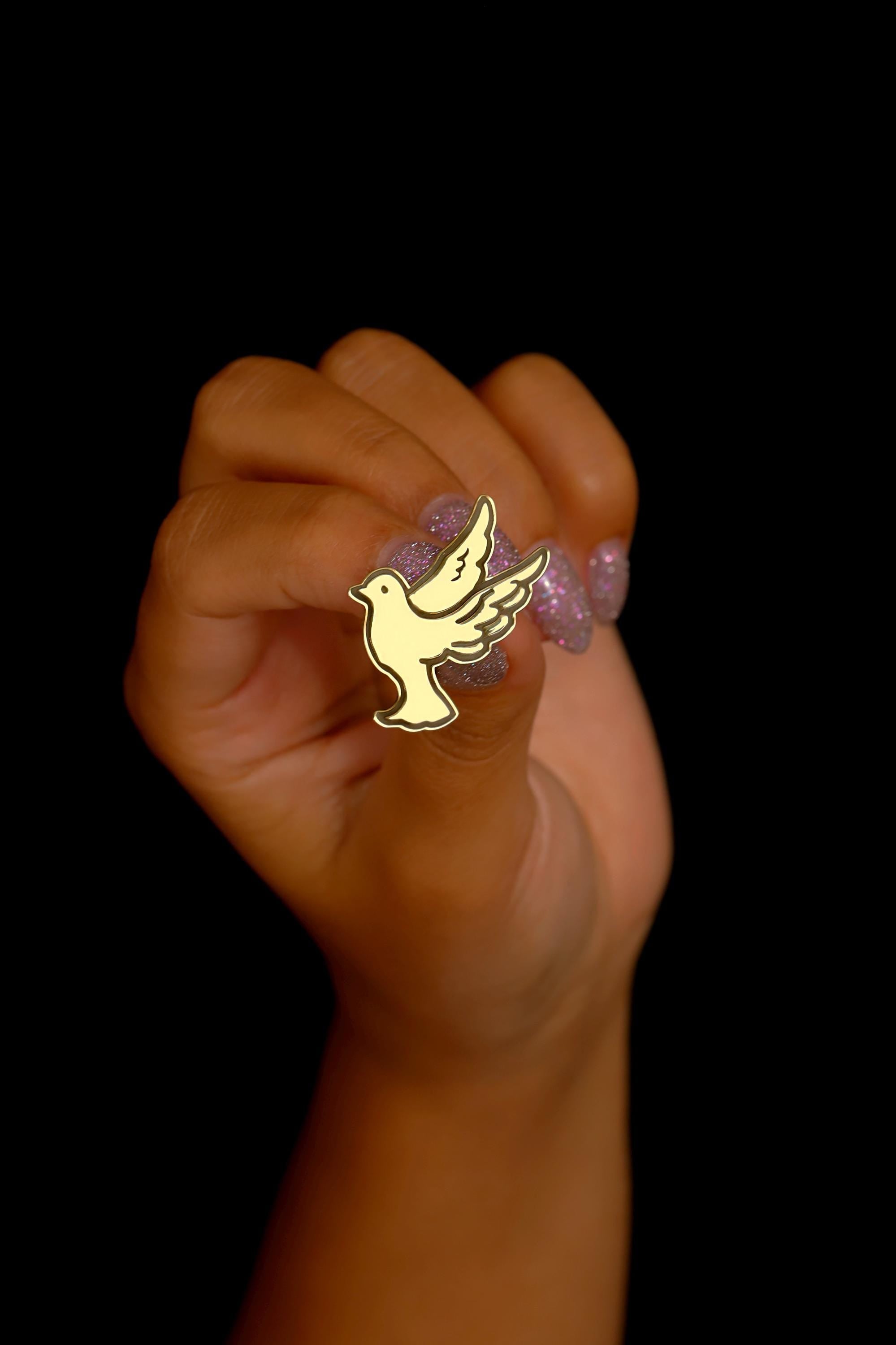 Pigeon Brooch - Inspirational Bird Lapel Pin for Bird Lovers - Unique Peace Dove Jewelry