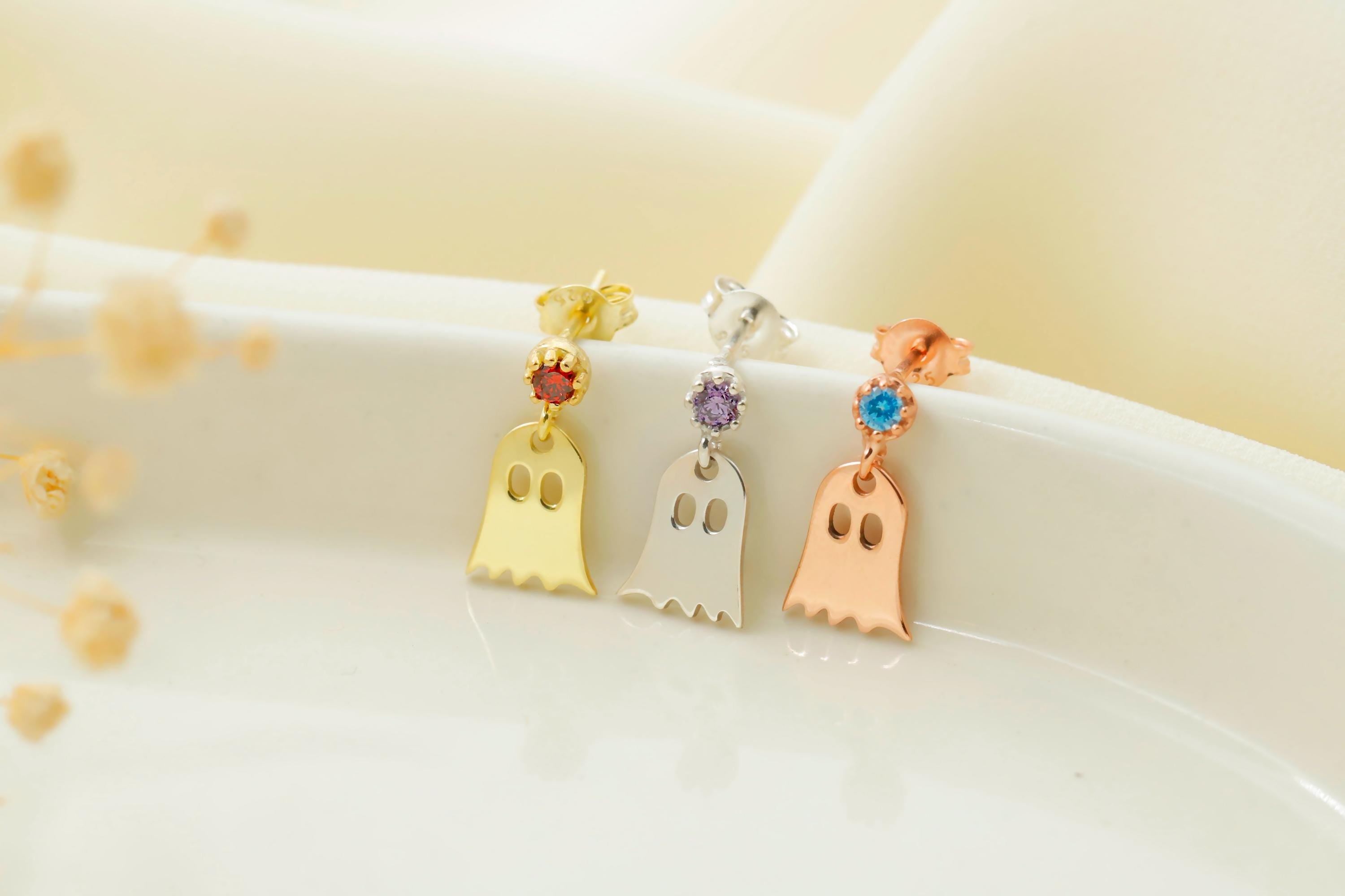 Cute Ghost Stud Earrings with Sparkling Cubic Zirconia - Perfect Halloween Gifts for Her