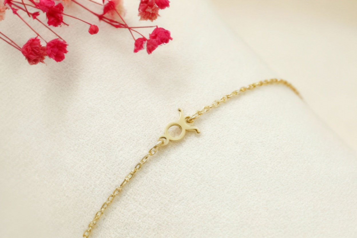 Celestial Gems Zodiac Constellation Bracelet | Personalized Astrology Jewelry for Astrology Lovers
