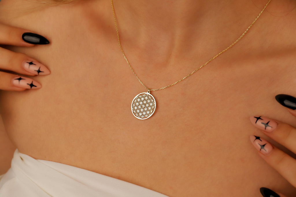 Life Harmony Flower of Life Pendant Necklace - Radiate Positive Energy and Connection