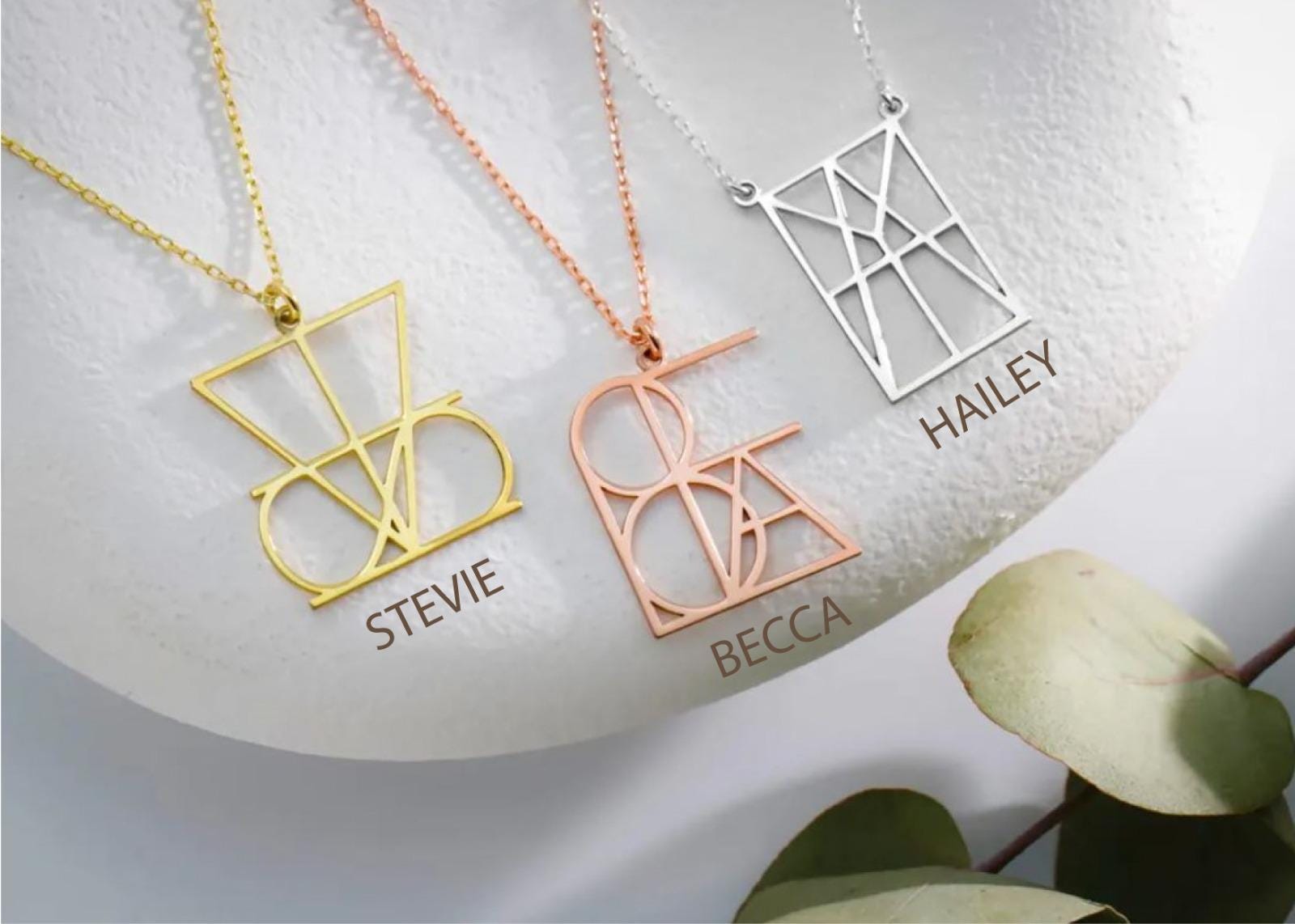 Personalized Gold Logo Necklace | Hand-Drawn Design | Unique Gift for Every Occasion