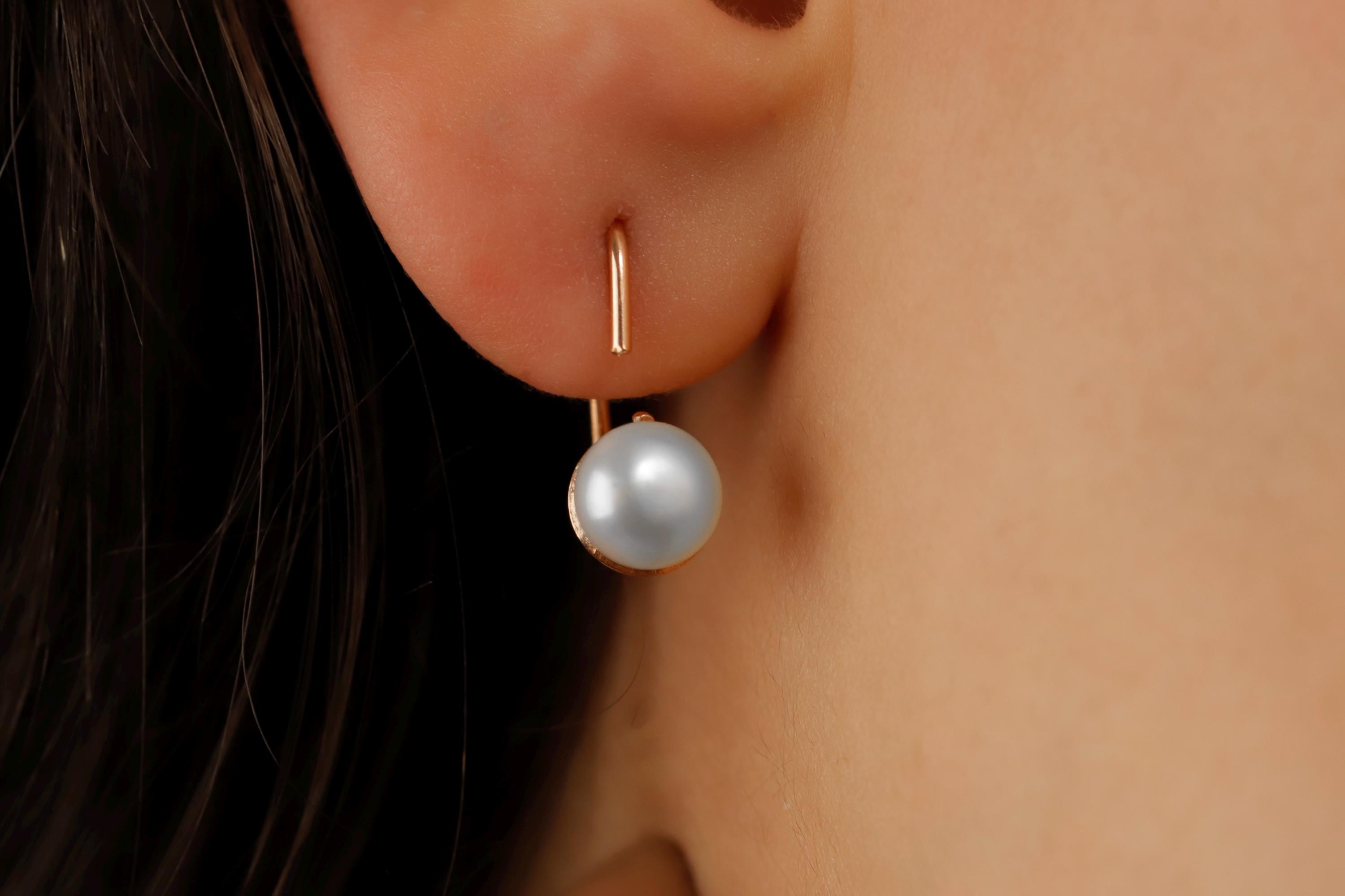 Elegant Pearl Stud Earrings - Perfect Wedding Gifts for Bridesmaids
