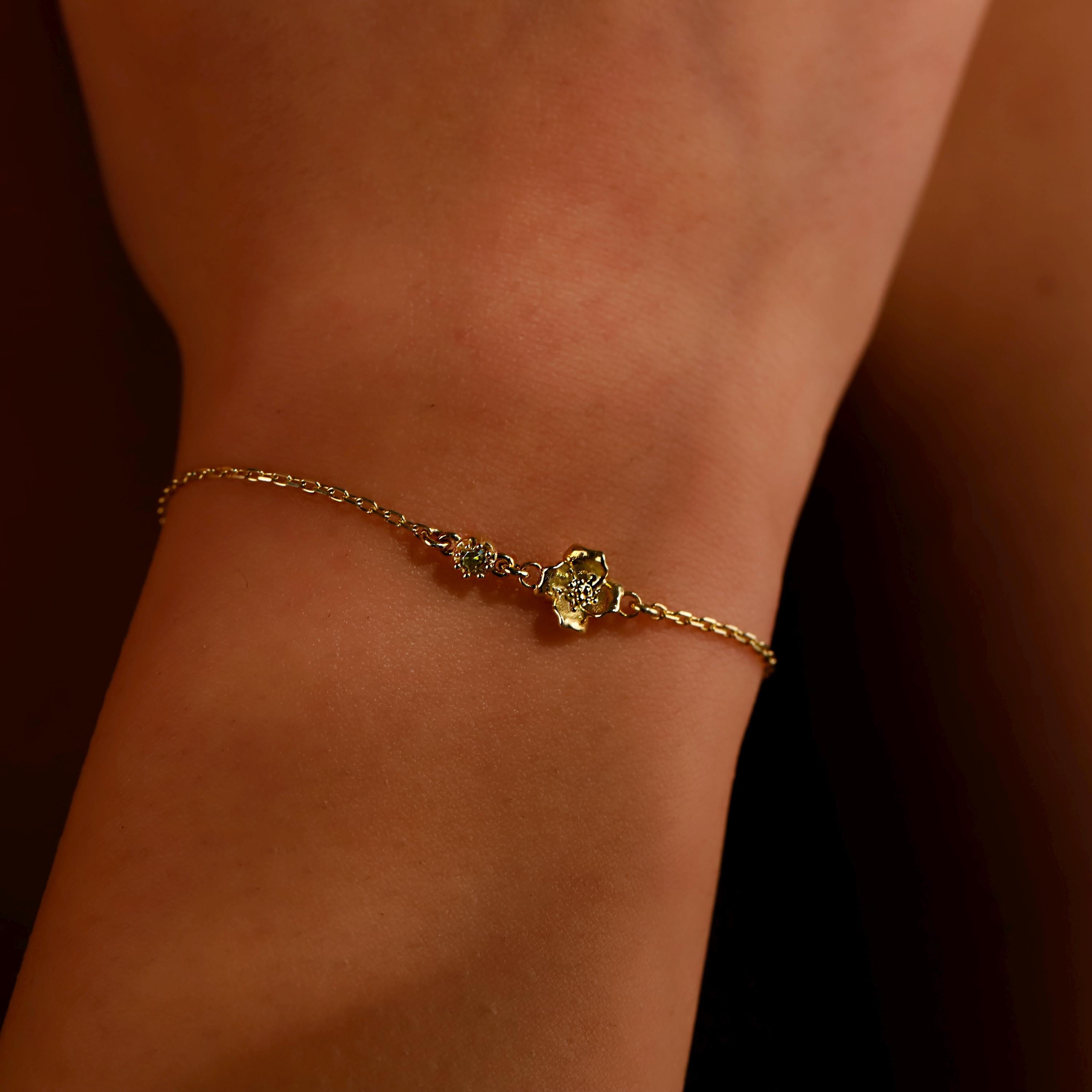 Floral Essence Birth Month Flower & Birthstone Bracelets - Celebrate Your Unique Journey
