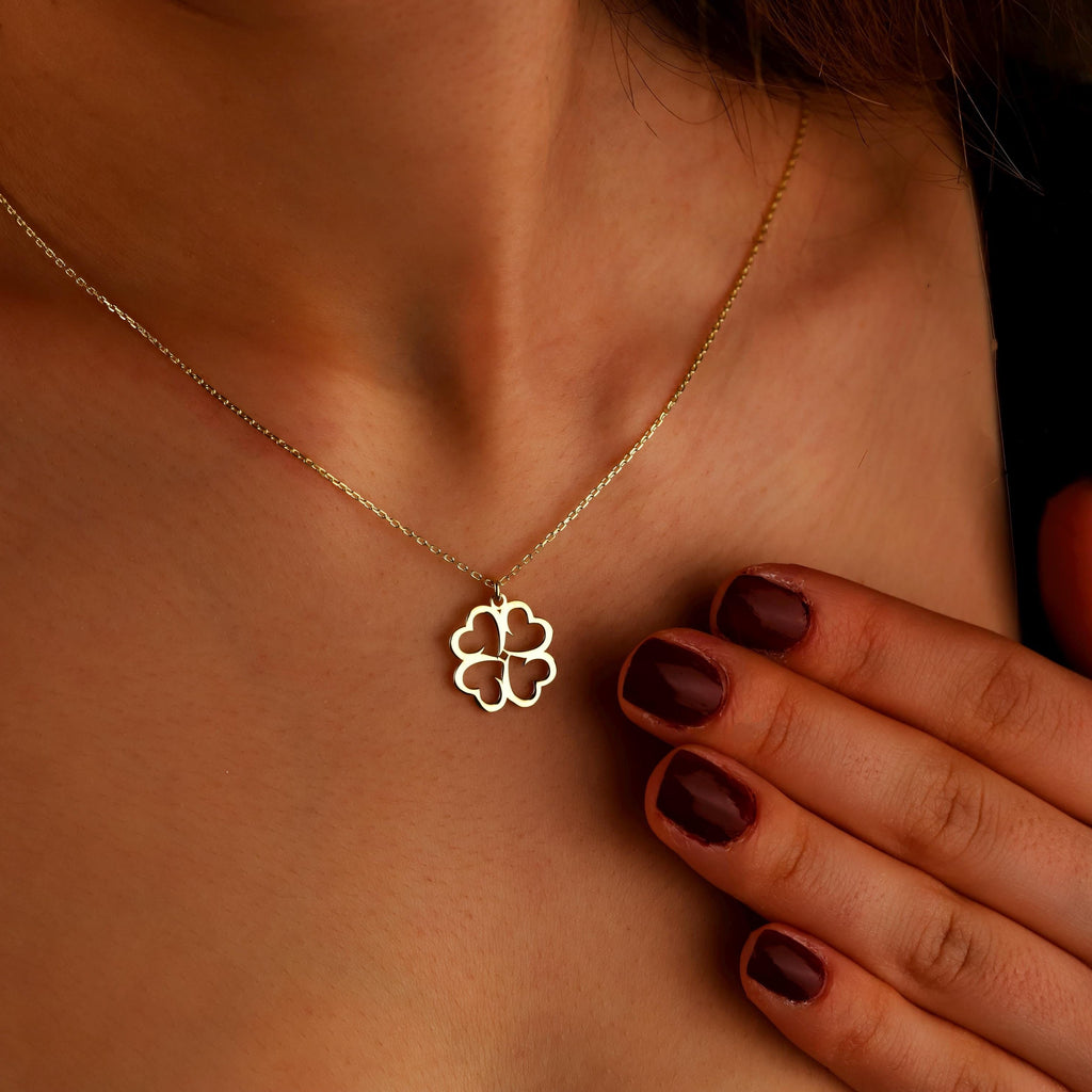Lucky Four Leaf Clover Necklace in 925 Sterling Silver